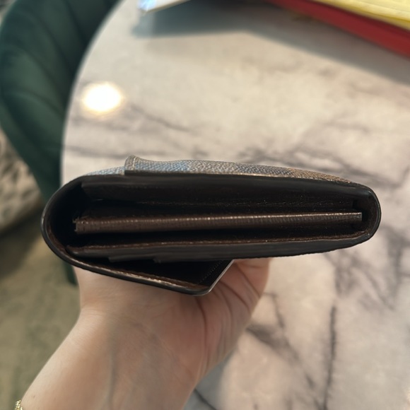 AUTHENTIC LV WALLET - Picture 7 of 12